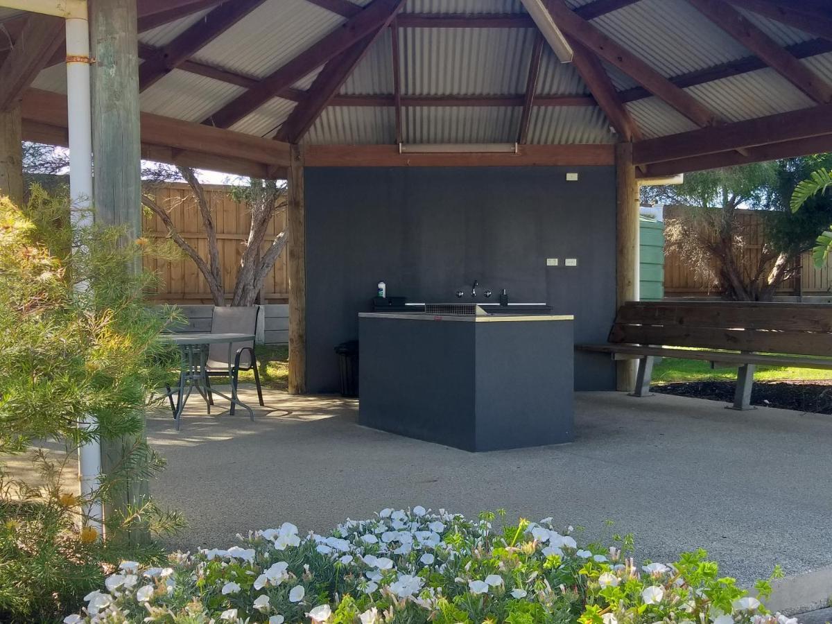 Island Cove Villas Cowes Εξωτερικό φωτογραφία